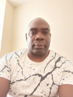 Profil de Thierry, un homme célibataire de 53 ans à Abjat-sur-Bandiat