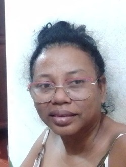 Profil de Joël, une femme célibataire de 53 ans à Antalaha