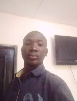 Profil de Boubacar Seffan, un homme célibataire de 36 ans à Conakry