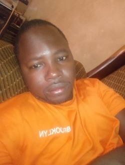 Profil de Benji, un homme célibataire de 32 ans à Ouagadougou