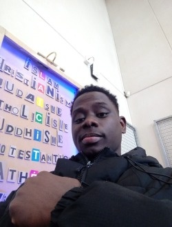 Profil de De Qualite, un homme célibataire de 18 ans à Le Havre