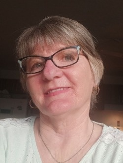 Profil de Johanne, une femme célibataire de 67 ans à Rouyn-Noranda