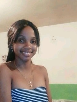 Profil de Rose, une femme célibataire de 27 ans à Alarobia-Antanamalaza