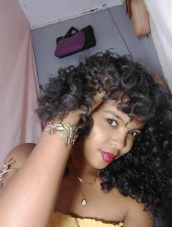 Profil de Catie, une femme célibataire de 24 ans à 67 Ha
