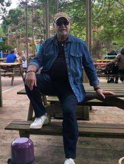 profile picture 0
