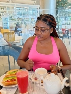 Profil de Yves, une femme célibataire de 40 ans à Kinshasa Nongo