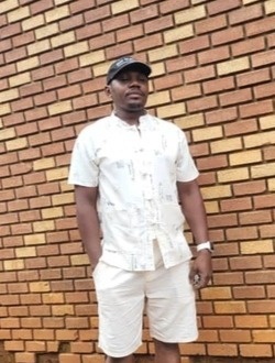Profil de Doc, un homme célibataire de 37 ans à Etoug