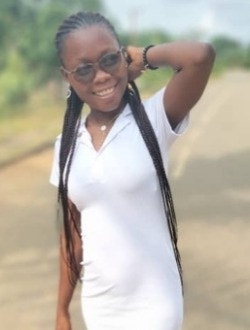 Profil de Doriane, une femme célibataire de 24 ans à Yaoundé
