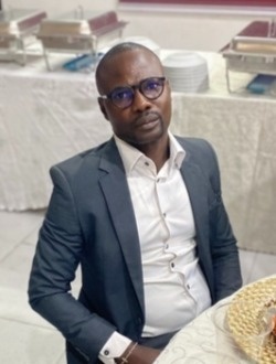 Profil de Laclas, un homme célibataire de 43 ans à Abidjan