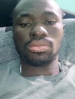 Profil de Bernard, un homme célibataire de 36 ans à Petit Abidjan-Youkou