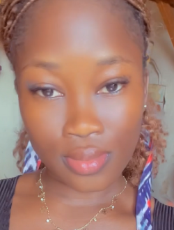 Profil de Grâce, une femme célibataire de 20 ans à Abidjan