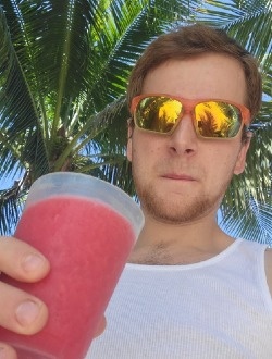 Profil de David, un homme célibataire de 26 ans à Laval