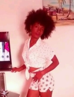 Profil de Louane, une femme célibataire de 23 ans à Antananarivo