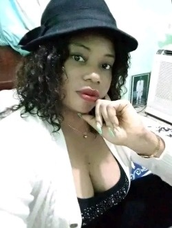 Profil de Justine, une femme célibataire de 37 ans à Kribi