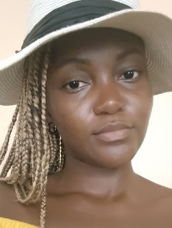 Profil de Blandine, une femme célibataire de 27 ans à Kribi