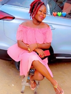 Profil de Victorine, une femme célibataire de 33 ans à Petit Abidjan-Youkou