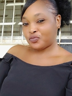 Profil de Falia, une femme célibataire de 33 ans à Libreville