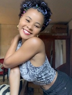 Profil de Perle, une femme célibataire de 26 ans à Toamasina