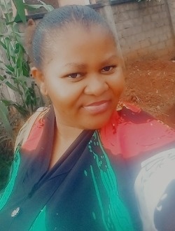 Profil de Clémentine Virginie, une femme célibataire de 35 ans à Nkolbison