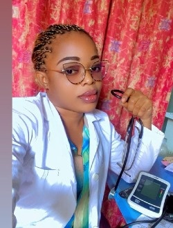 Profil de Ira, une femme célibataire de 36 ans à Kinshasa Nongo