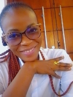 Profil de Stéphanie C, une femme célibataire de 31 ans à Angalé