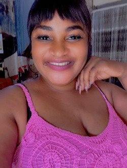 Profil de Lara, une femme célibataire de 41 ans à Ébolowa