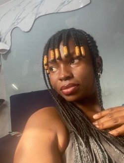 Profil de Grace, une femme célibataire de 31 ans à Adomi