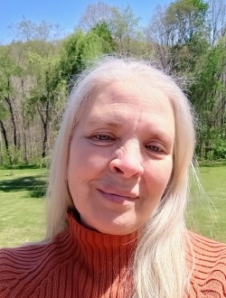 Profil de Bren, une femme célibataire de 61 ans à Princeton