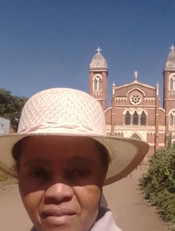 Profil de Korisaka, une femme célibataire de 58 ans à Antsirabe Afovoany