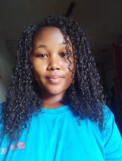Profil de Larissa, une femme célibataire de 25 ans à Ahondrona