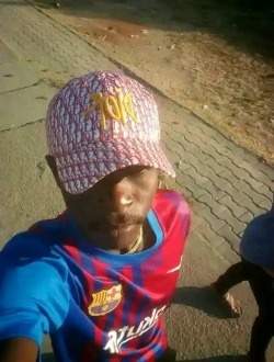 profile picture 0