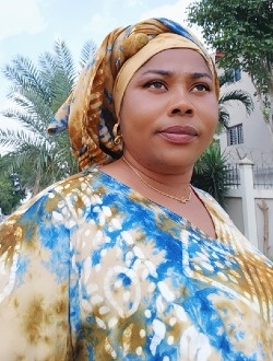 Profil de Justine Ella, une femme célibataire de 40 ans à Abidjan