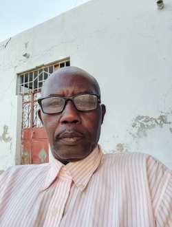 Profil de Omar, un homme célibataire de 68 ans à Kaolack