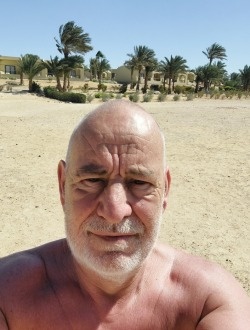 Profil de Andre, un homme célibataire de 70 ans à Namur