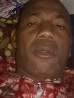 Profil de Diarrassouba, un homme célibataire de 47 ans à Petit Abidjan-Youkou