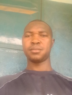 Profil de Oussein, un homme célibataire de 35 ans à Kampti