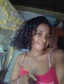 Profil de Judiana, une femme célibataire de 29 ans à Antalaha
