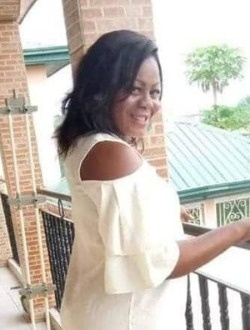 Profil de Daniella, une femme célibataire de 38 ans à Yaoundé