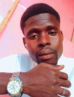 Profil de Pape Diop, un homme célibataire de 39 ans à Keur Massar Ba