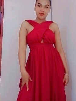 Profil de Yolande, une femme célibataire de 33 ans à Toamasina