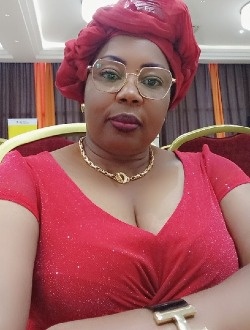 Profil de Solange, une femme célibataire de 49 ans à Abata