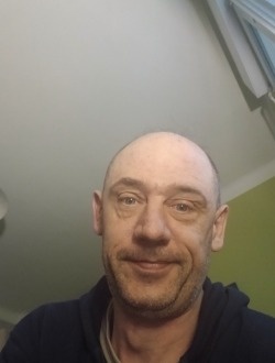 Profil de Yannick, un homme célibataire de 46 ans à Loos