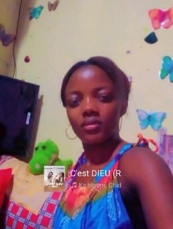 Profil de Clarisse, une femme célibataire de 25 ans à Douala