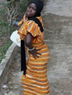 Profil de Kirala, une femme célibataire de 20 ans à Korhogo