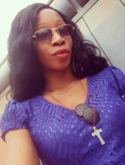 Profil de Florence, une femme célibataire de 32 ans à Abomey-Calavi