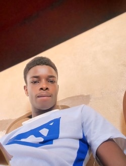 Profil de Assane, un homme célibataire de 21 ans à Dakar