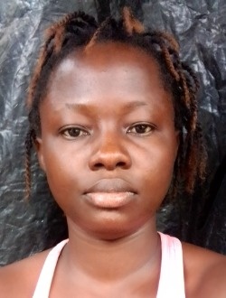 Profil de Marie, une femme célibataire de 34 ans à Abidjan
