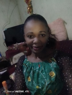Profil de Hermine, une femme célibataire de 34 ans à Yaoundé