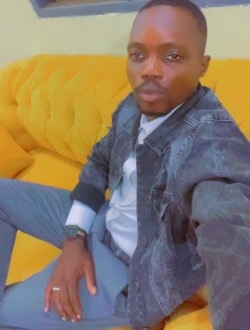 Profil de Ismaël, un homme célibataire de 36 ans à Lomé