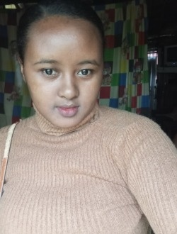 Profil de Asmine, une femme célibataire de 21 ans à Abatoafo